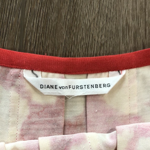 DIANE VON FURSTENBERG ‘Tiffany’ Pleated Skirt - Picture 2 of 3